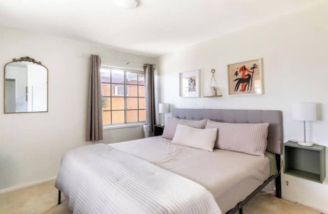 Charming 4-bedroom house with AC and WiFi in peaceful Whitewater