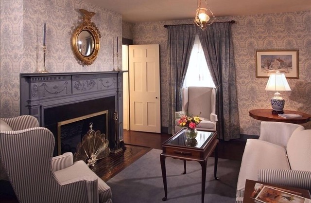 Charmantes 4 Schlafzimmer historisches Haus in Farmington, ~ CT ~