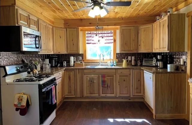 Charming 4-bedroom house in Port Kent