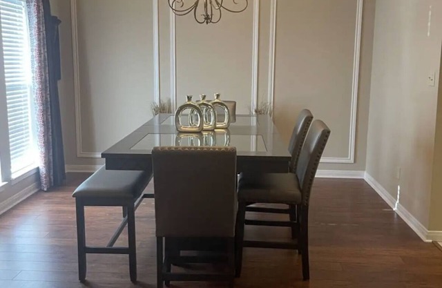 Charming 4-bedroom house with WiFi and AC in lovely Beaumont