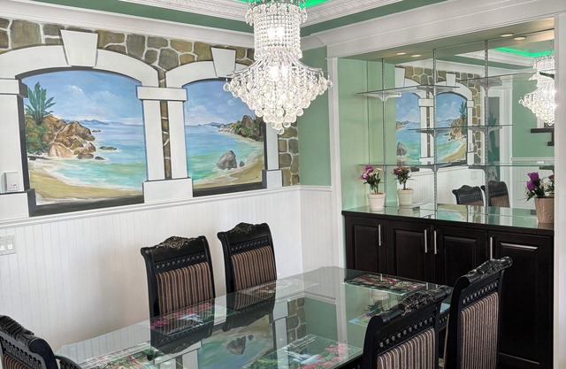 Charming 4-bedroom house with WiFi and AC in Surrey