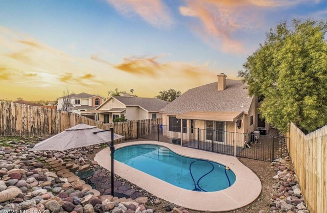 Charming 4-bedroom house with a private pool and centrally located.