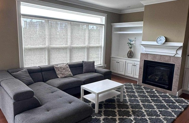 Charming 4-bedroom Townhouse