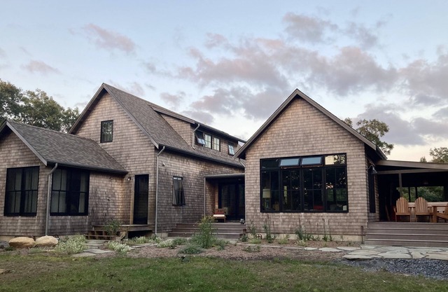 Charming 4-bedroom house in enchanting West Tisbury near Lambert’s Cove