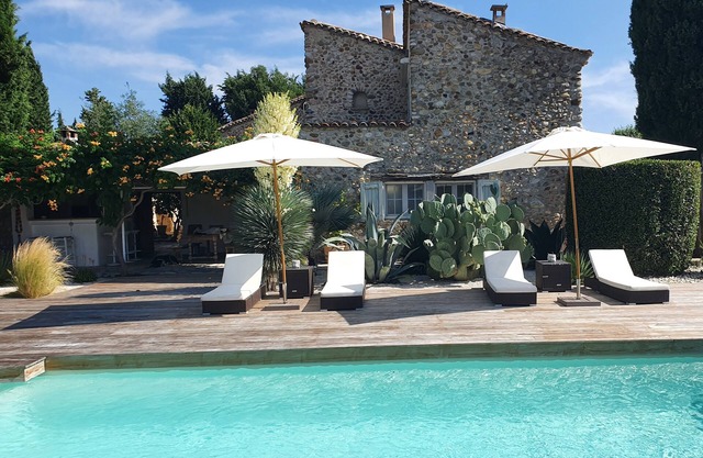Charming 4-star Adults Only gîte in a 1785 Bastide in Haute Provence