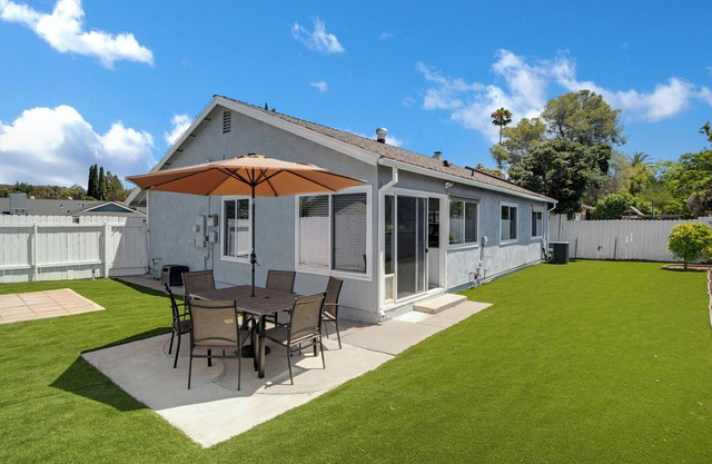 Charming 4BDs\2BAs at Thousand Oaks