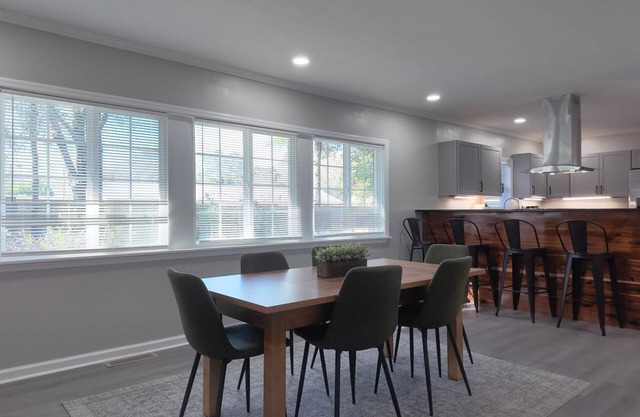 Charming 4BR/2BA Home in Bainbridge - Fenced Yard & Outdoor Fireplace!