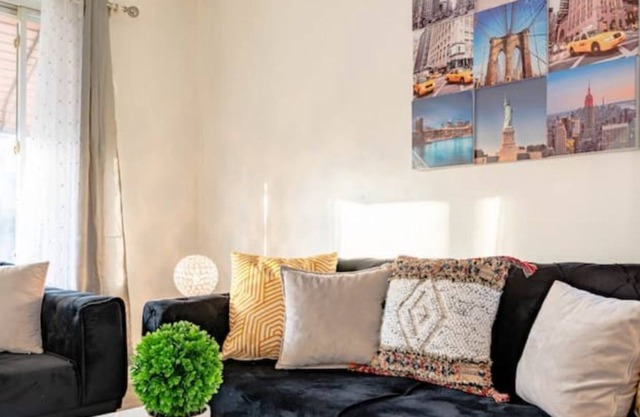 charming 4QBD Abode, Near everything!