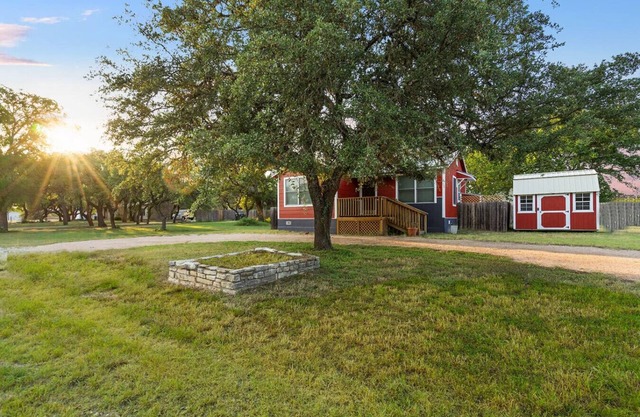 Charming 50s Cottage