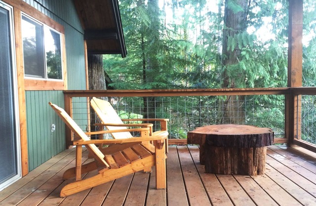 Charming A-Frame-Kabine mit Spektakuläre Cascade Mountain Views !!!