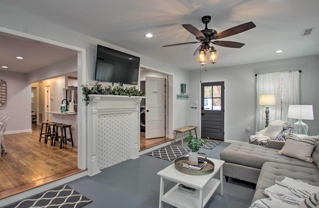 NEW! Charming Afton Cottage w/ Fire Pit & Grill!