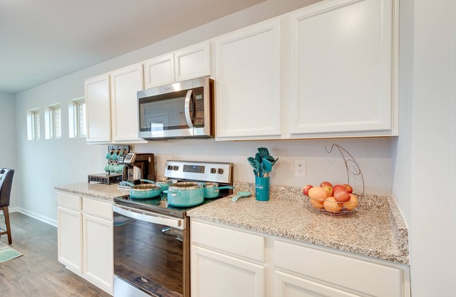 Charming Alabama Escape Near Hiking & Golfing!