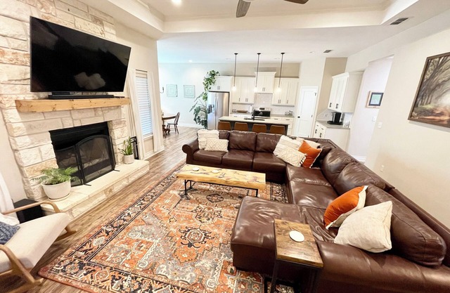 Charming and brand new 3 bedroom home in quiet neighborhood near ACU and HSU