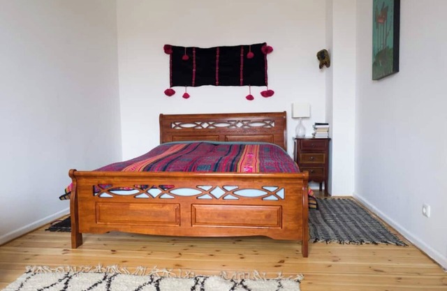 Charming and Cozy 1-BR 90m² Retreat in Trendy Bergmannkiez