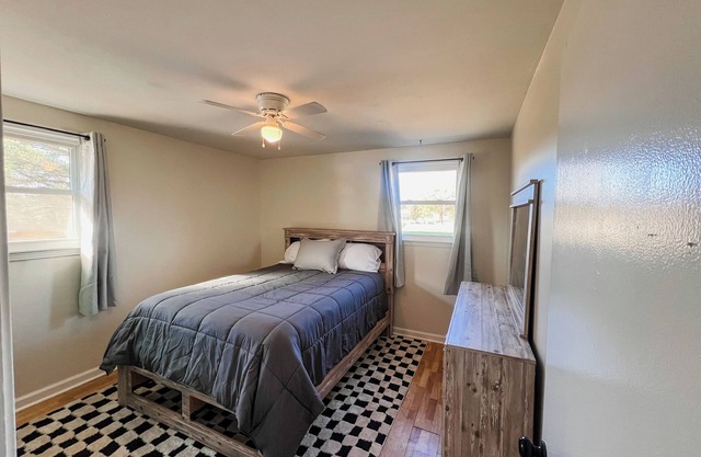 Charming and Cozy 3-Bedroom House Just Outside Nashville