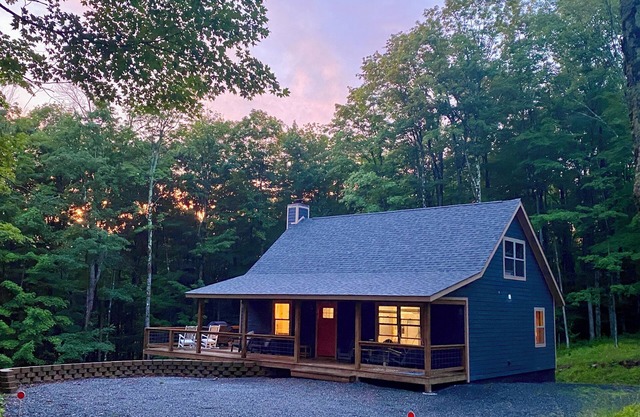 Charming and quiet family-friendly cabin 5 min to Dolly Sods & Timberline Mtn