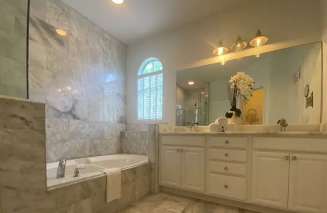 Charming and Elegant 1 Bedroom- Serviced Aparment.