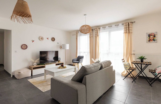 Charmantes Apartment 2BR/4P - In der Nähe von Lyon