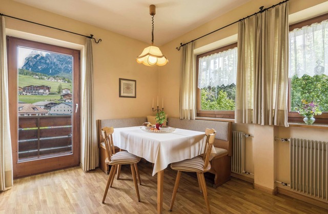 Charmante Ferienwohnung "4 Vikoler" mit Bergblick, WLAN & Garten