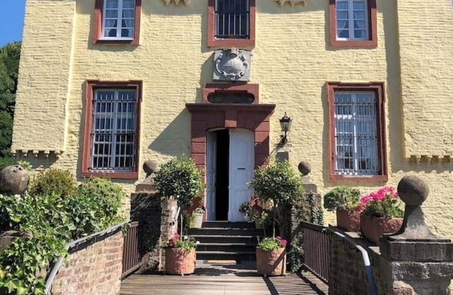 Charming apartment on Wasserburg Anstel equestrian farm