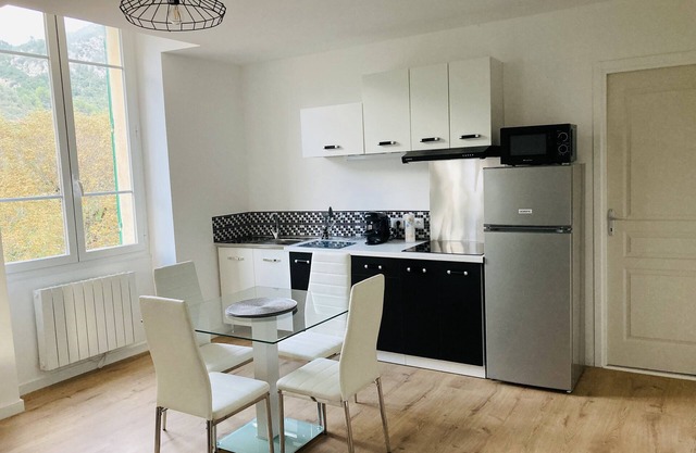 Charming apartment in a magnificent residence