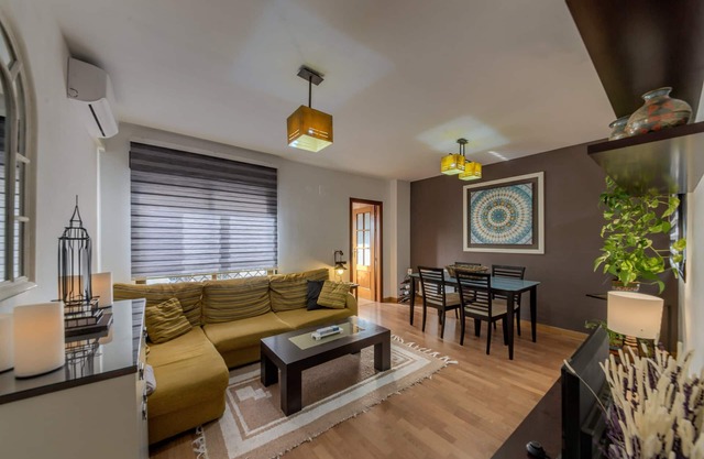 CHARME WOHNUNG IN GRANADA, LA ZUBIA