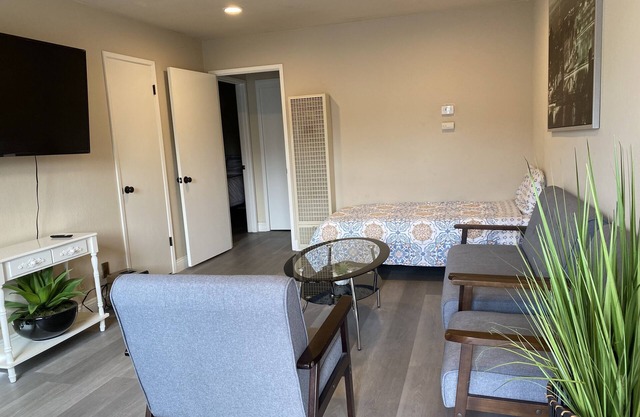 Charming Apartment in the heart of Silicon Valley unit 3