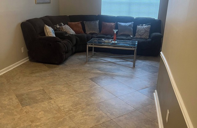 Charming apartment with AC and WiFi in sunny Jacksonville