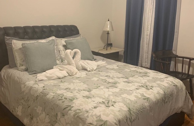 Charming apartment with Heat &AC and WiFi in fantastic city