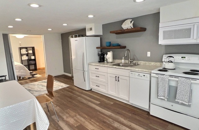 Charming apartment with Free Parking in magnolia Seattle