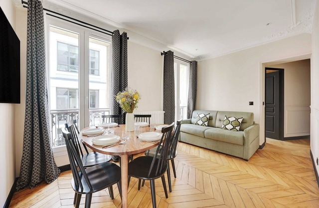 Charmante Wohnung - 2BR/6P - Ternes/ Arc de Triomphe