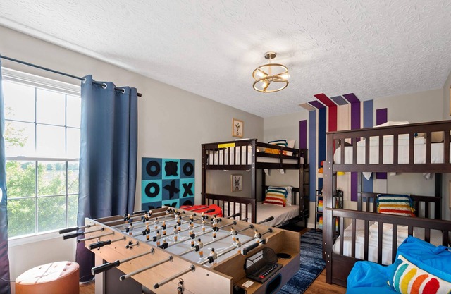Charming apt near Ark Encounter! 3BR for 8 guests!