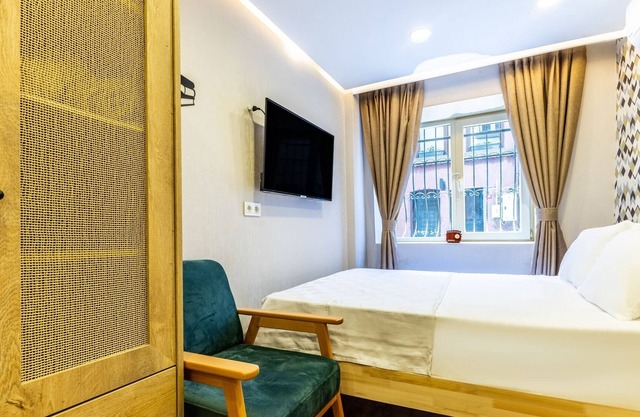 Charming Balat Haven | Idyllic Location in Balat
