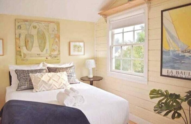 Charming Beach Cottage w/ Ocean Views & Sauna!