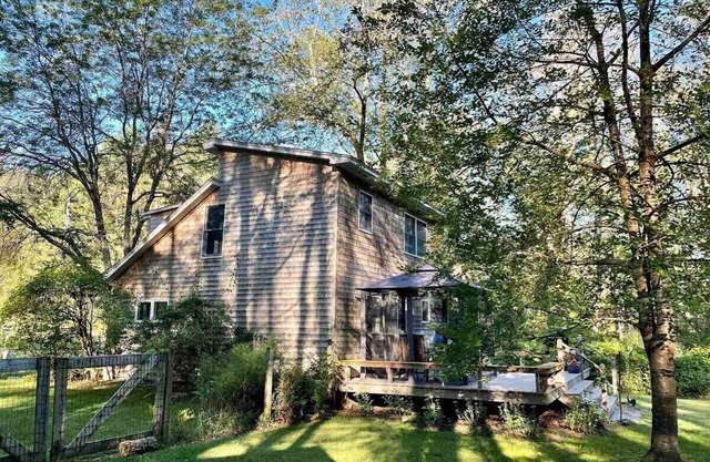 Charming Ashley Falls Cottage Retreat