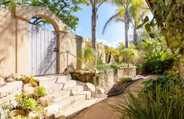 Charming Boho Bungalow | Hot Tub, Fire Pit, & Gardens