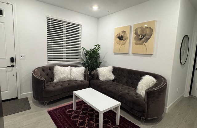 Charming brand-new 1-bedroom, 1-bath private suite with private entrance