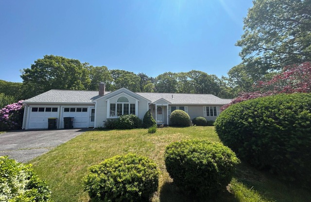 Charming, Bright 3BR/2BA – Walk to Beach, AC, Grill, Fire Pit & Private Backyard