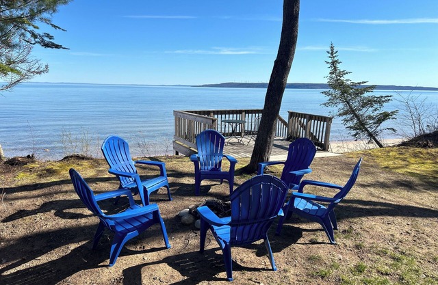 Charming Brimley Escape with Sauna & Spectacular beach with Lake Superior Views!