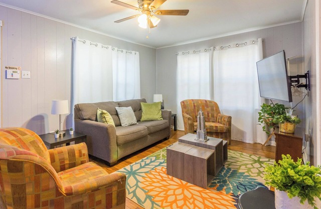 ** Charmanter Bungalow mit Jet Tub ** Eintritt ohne Schlüssel
