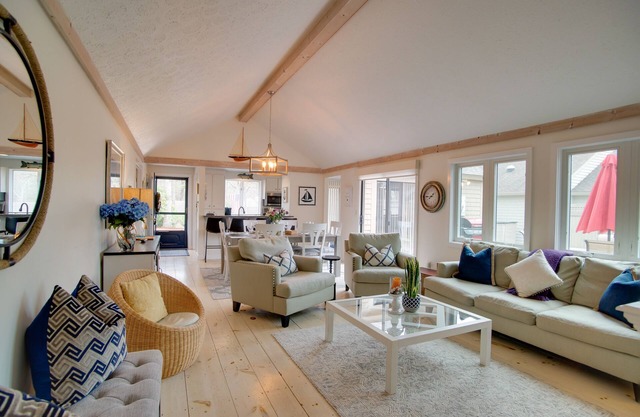 Charming Cape Cod Home w/ Patio, 2 Mi to Beach!