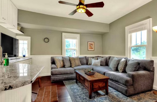 Charming Carriage House with two private units!