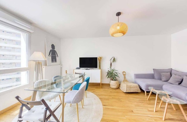 Charming central apartment with Balcony and City View