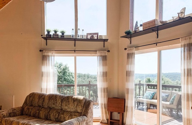 Charmantes Chalet mit unglaublichen Sonnenaufgängen und atemberaubender Aussicht ...