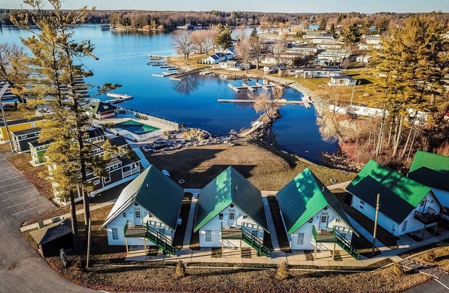 Die Chalets im Swan Bay Resort