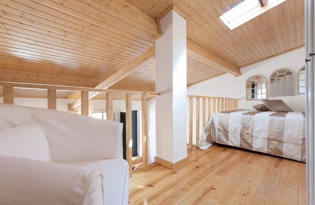 Charming Chiado House With AC, By TimeCooler