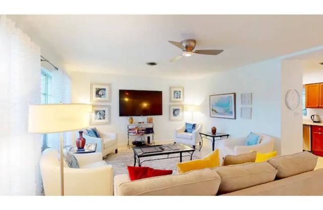 Charming Clearwater Family Home w pool