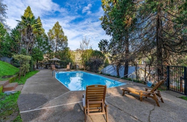 Charming condo with AC and WiFi in enchanting Amador City