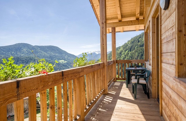 Charmantes Landhaus Eckgenn mit WLAN, Bergblick, Garten & Terrasse