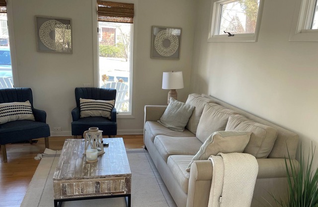 Charming cottage for a beach getaway in the beautiful town of Madison, CT.